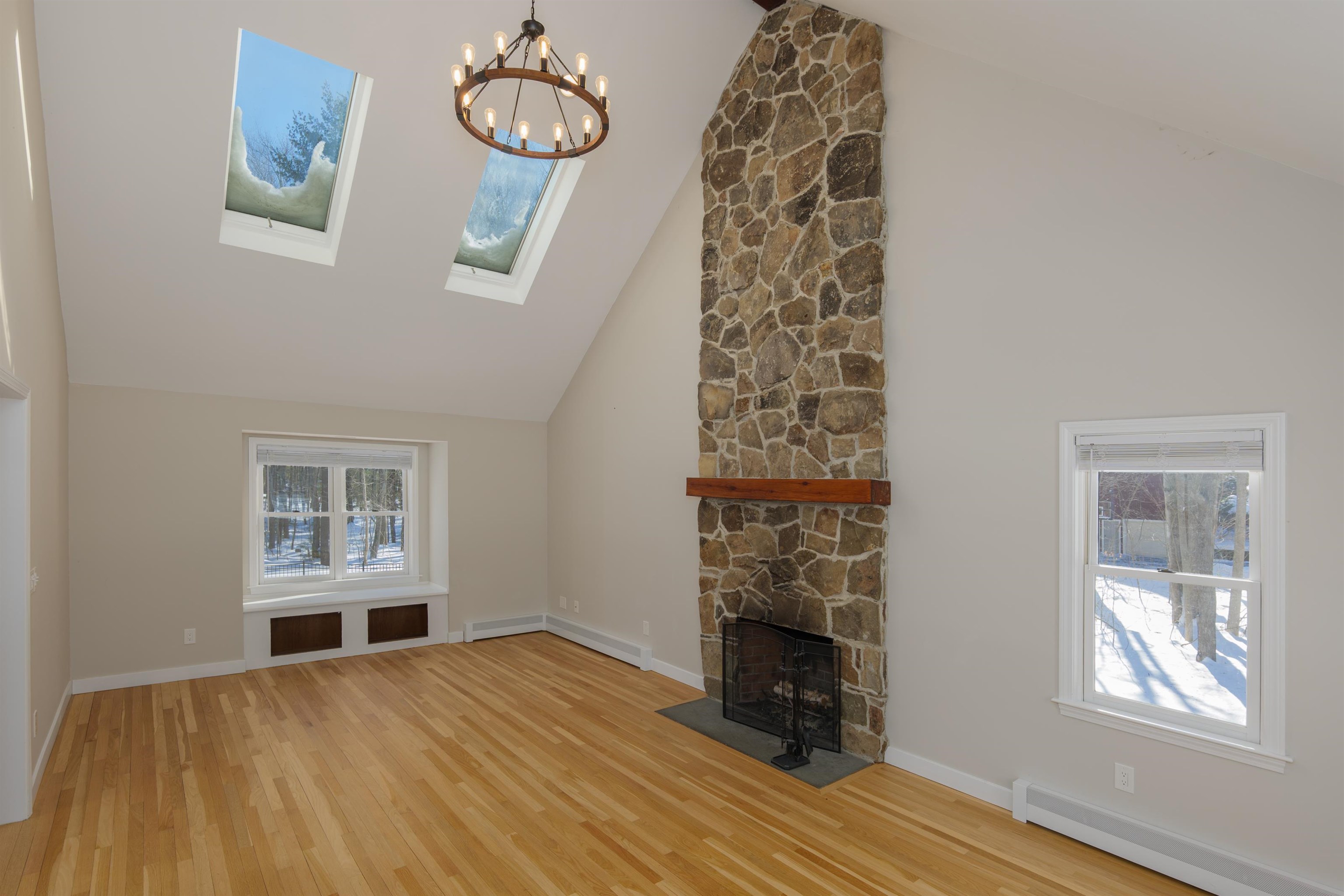 53 Munroe Drive Hampstead, NH 03826 - Photo 8 of 44