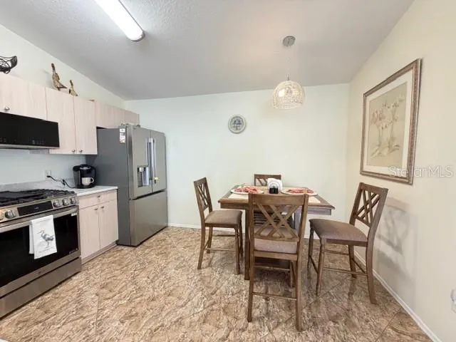 $2,300 | Undisclosed Address, The Villages, FL 32162