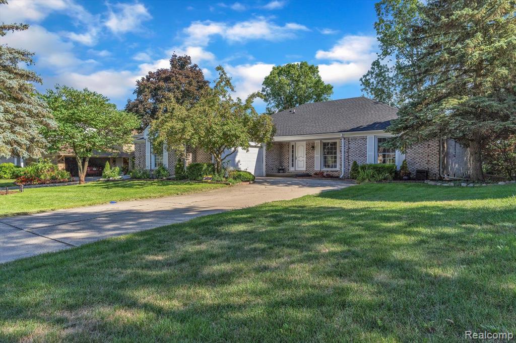 2957 Powderhorn Ridge Road Rochester Hills, MI 48309 - Photo 4 of 61