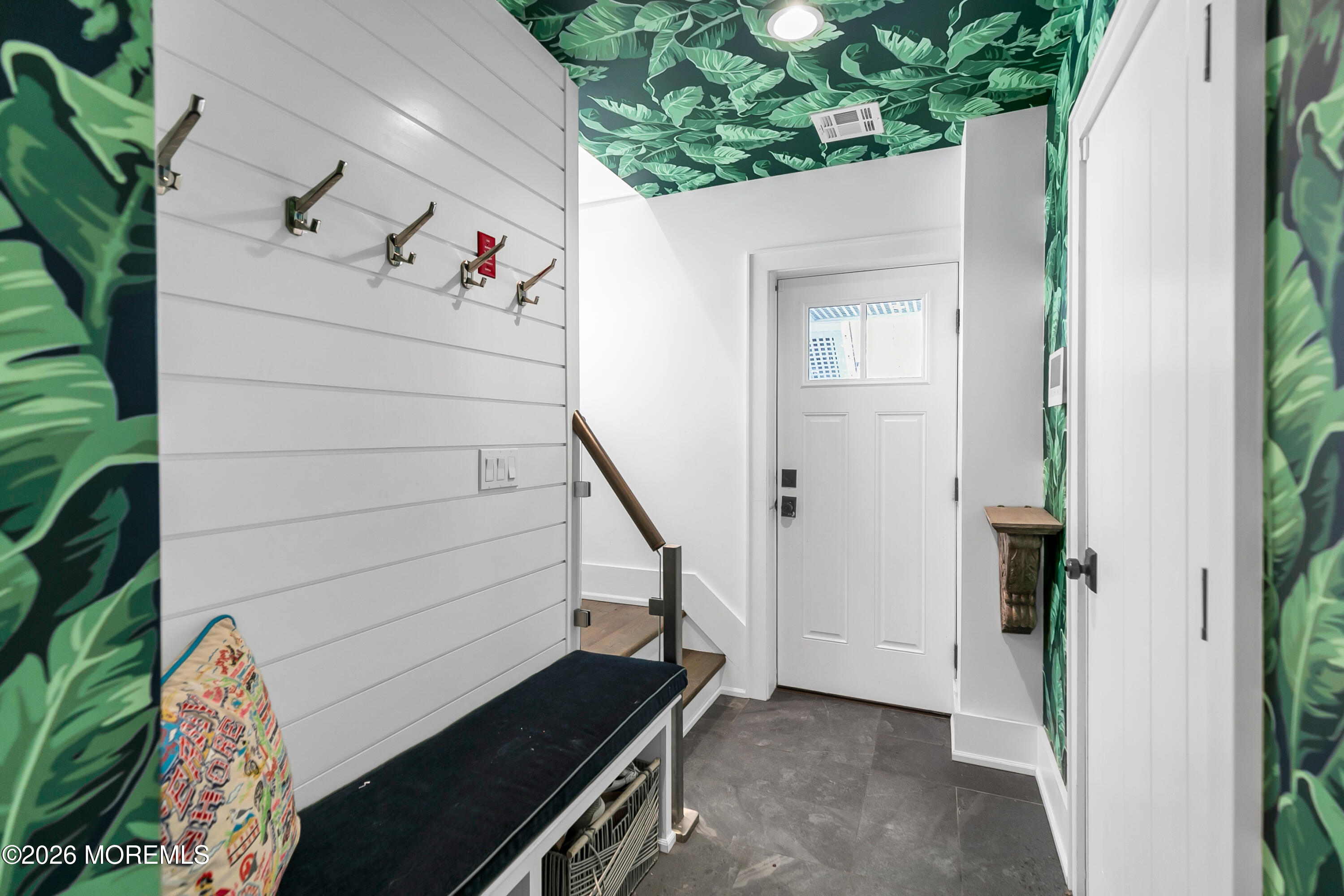 39 Washington Avenue Rumson, NJ 07760 - Photo 17 of 21 a view of a entryway