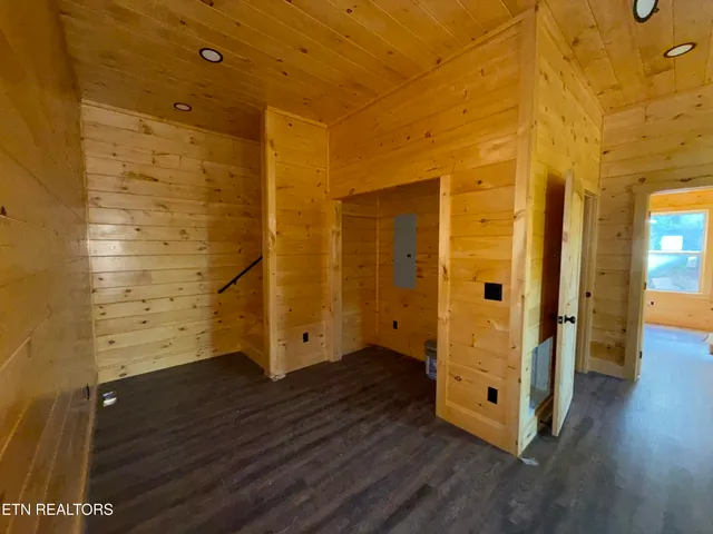 $1,099,900 | 775 Chickasaw Gap Way, Pigeon Forge, TN 37863