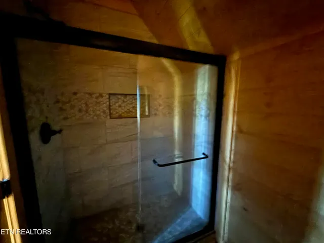 $1,099,900 | 775 Chickasaw Gap Way, Pigeon Forge, TN 37863