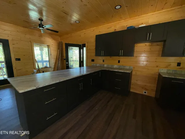 $1,099,900 | 775 Chickasaw Gap Way, Pigeon Forge, TN 37863