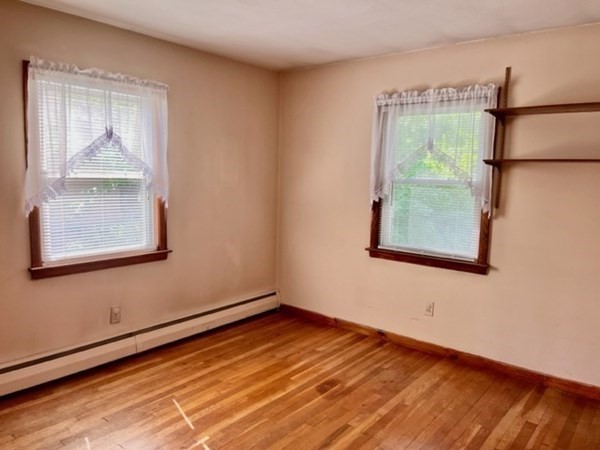 27 Warwick Road Chicopee, MA 01020 - Photo 21 of 38 Gallery Image 21