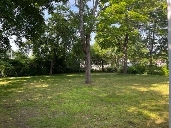 27 Warwick Road Chicopee, MA 01020 - Photo 31 of 38 Gallery Image 31