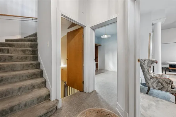 $900,000 | 2149 West Eastwood Avenue, Chicago, IL 60625
