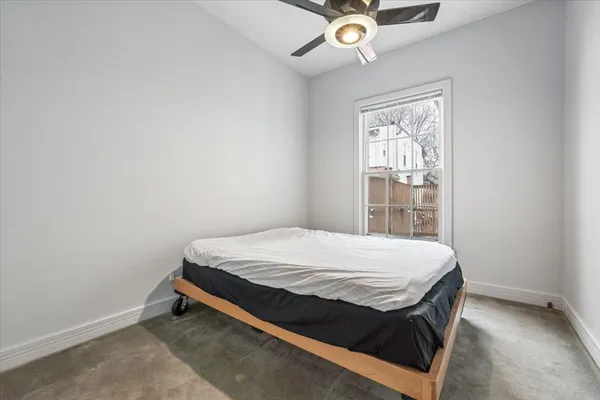 $900,000 | 2149 West Eastwood Avenue, Chicago, IL 60625
