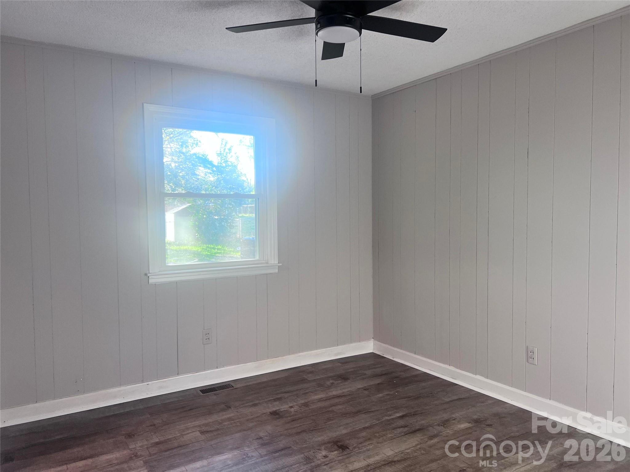 400 Chatham Avenue Gaffney, SC 29340 - Photo 8 of 9