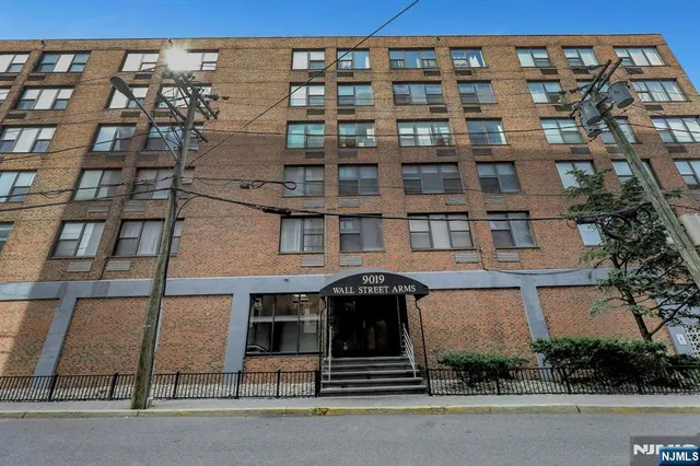 $3,100 | 9019 Wall Street, Unit 6B, North Bergen, NJ 07047