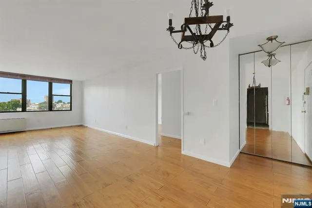 $3,100 | 9019 Wall Street, Unit 6B, North Bergen, NJ 07047