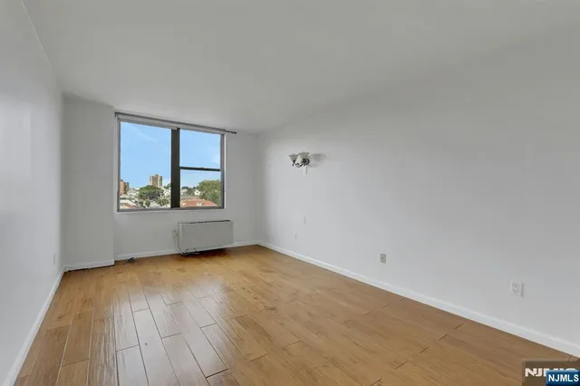 $3,100 | 9019 Wall Street, Unit 6B, North Bergen, NJ 07047