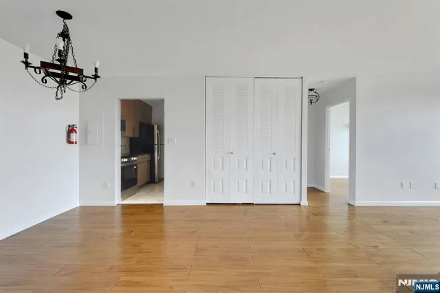 $3,100 | 9019 Wall Street, Unit 6B, North Bergen, NJ 07047