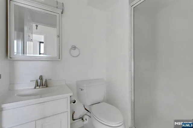 $3,100 | 9019 Wall Street, Unit 6B, North Bergen, NJ 07047