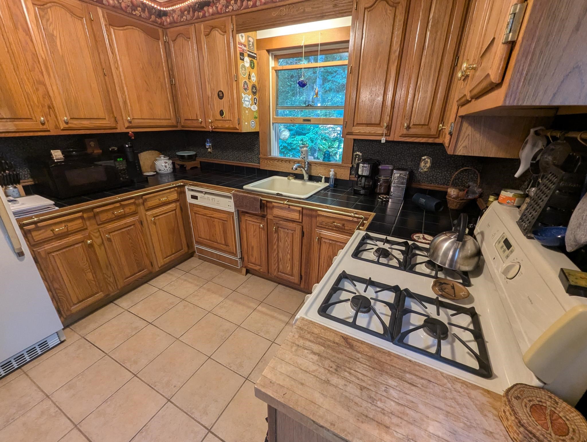 974 County Road Walpole, NH 03608 - Photo 5 of 46 Gallery Image 5