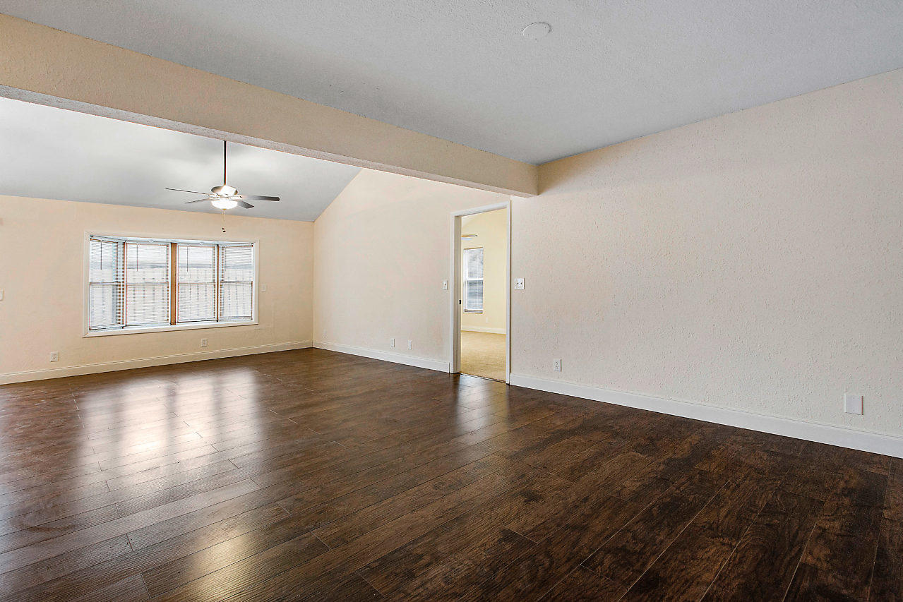 261 Maplecrest Circle Jupiter, FL 33458 - Photo 11 of 28 015-261MapleCrestCir-Jupiter-FL-small