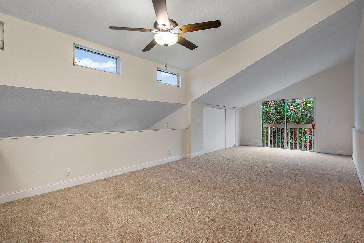 261 Maplecrest Circle Jupiter, FL 33458 - Photo 20 of 28 023-261MapleCrestCir-Jupiter-FL-small