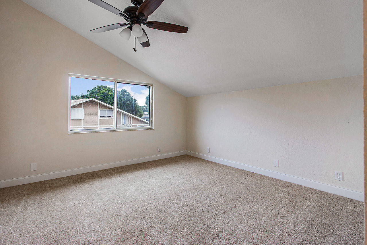 261 Maplecrest Circle Jupiter, FL 33458 - Photo 23 of 28 026-261MapleCrestCir-Jupiter-FL-small