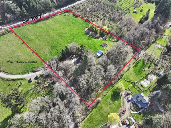 $495,000 | 2590 Dee Highway, Hood River, OR 97031