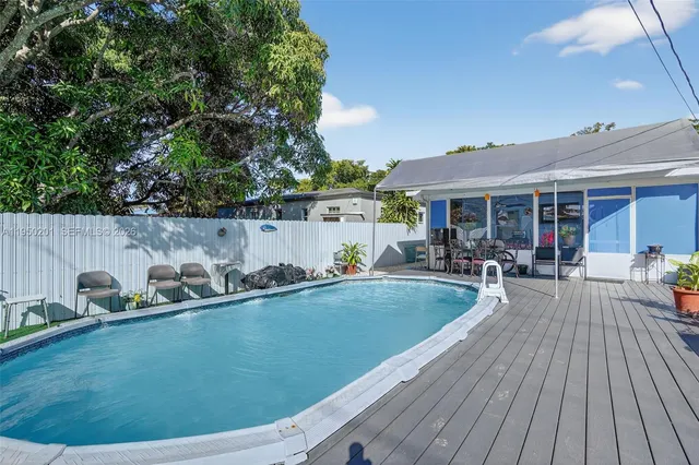 a view of a storage & utility room