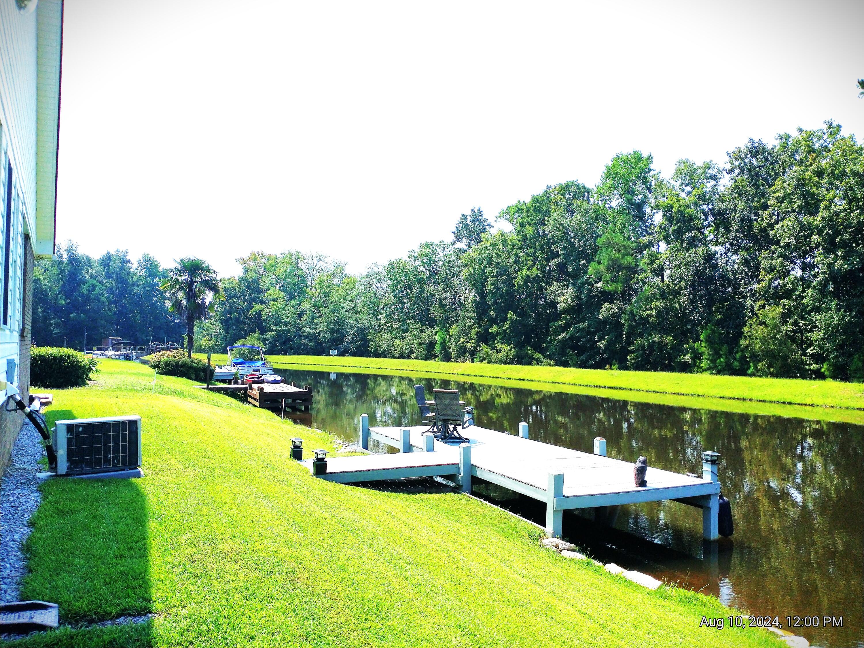 87 Ridge Lake Drive Manning, SC 29102 - Photo 11 of 47 Canal dock