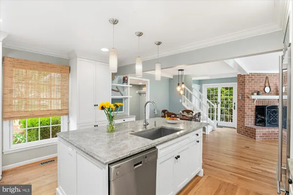 $1,099,000 | 132 Upshire Circle, Gaithersburg, MD 20878