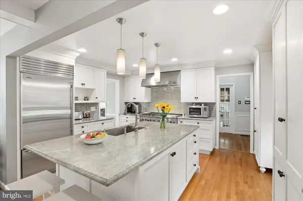 $1,099,000 | 132 Upshire Circle, Gaithersburg, MD 20878