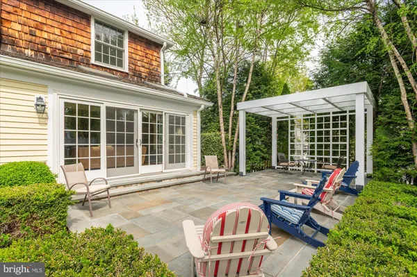 $1,099,000 | 132 Upshire Circle, Gaithersburg, MD 20878