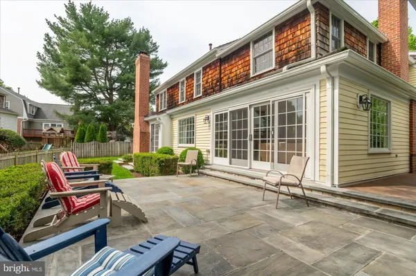 $1,099,000 | 132 Upshire Circle, Gaithersburg, MD 20878