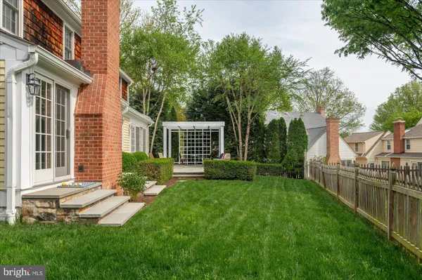 $1,099,000 | 132 Upshire Circle, Gaithersburg, MD 20878