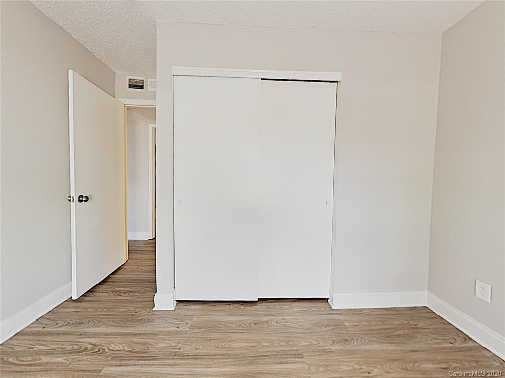 6313 Harrisburg Road Charlotte, NC 28227 - Photo 8 of 13
