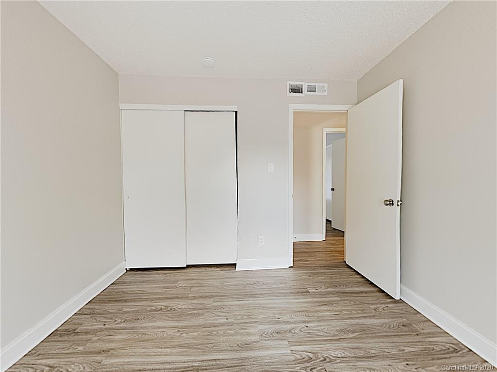 6313 Harrisburg Road Charlotte, NC 28227 - Photo 10 of 13