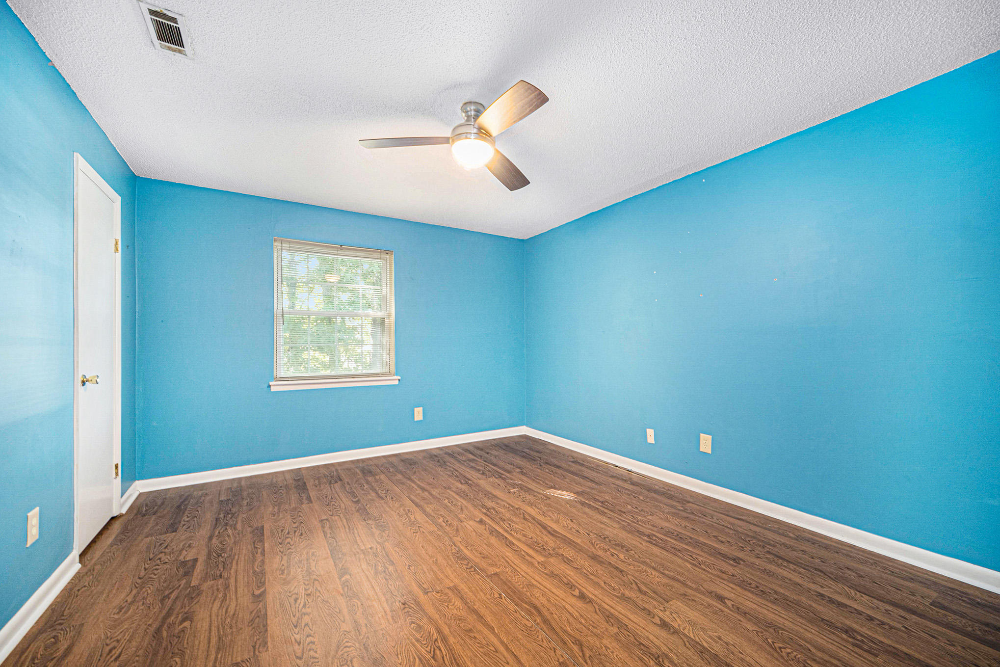 21 Rivers Point Row, Unit 8C Charleston, SC 29412 - Photo 18 of 24 Bedroom 2