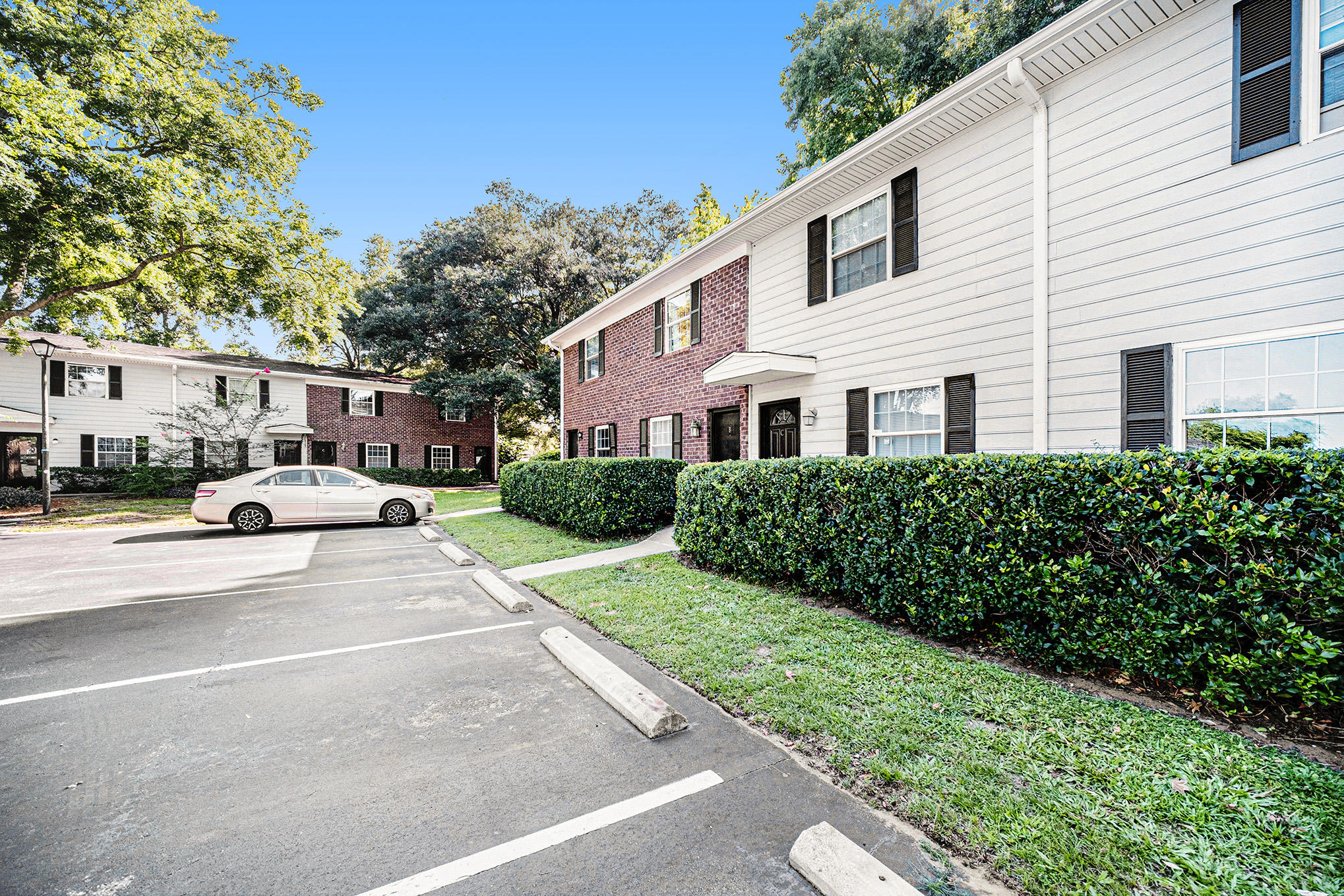 21 Rivers Point Row, Unit 8C Charleston, SC 29412 - Photo 3 of 24 Front
