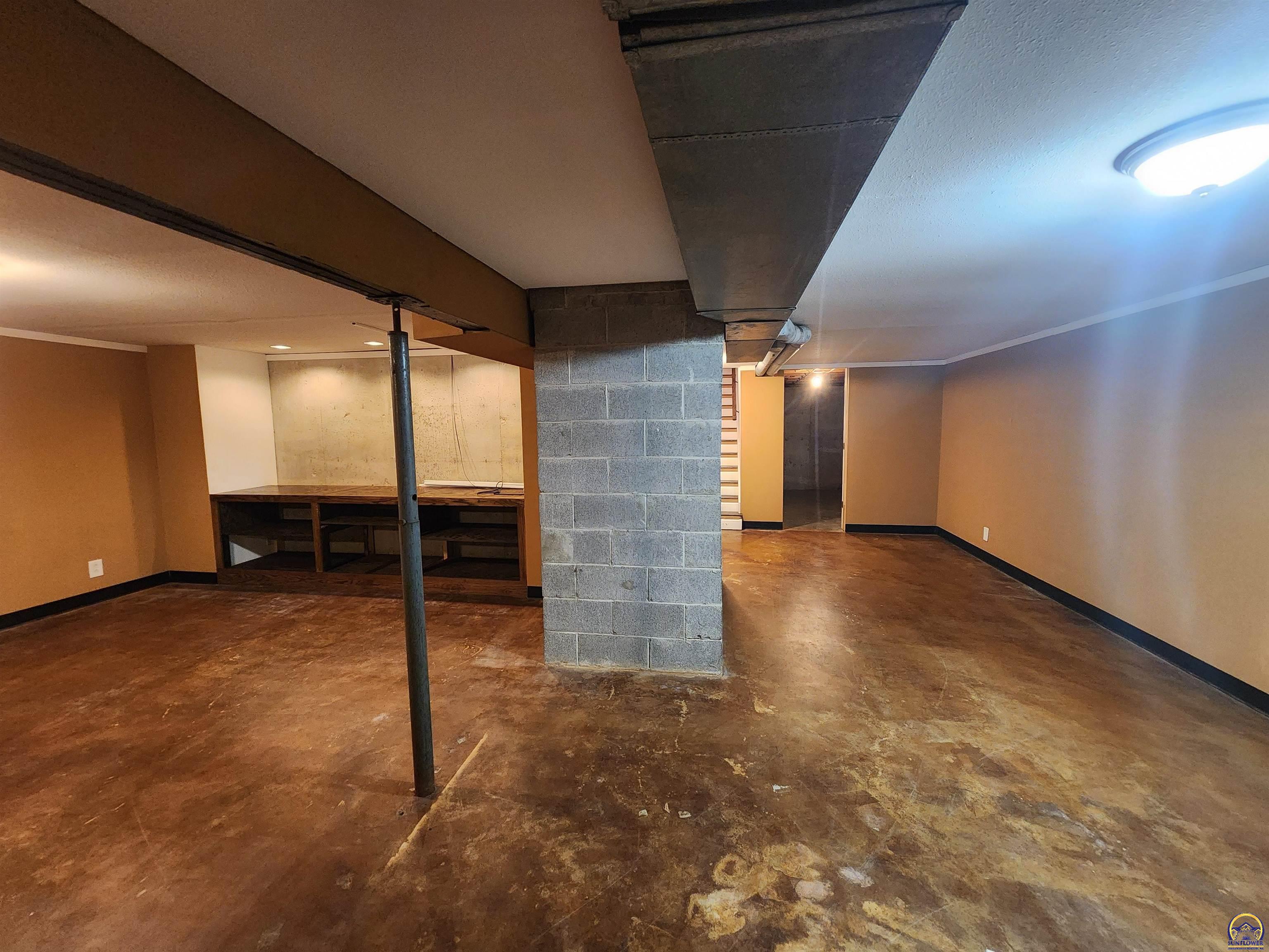 1239 Tomahawk Road Emporia, KS 66801 - Photo 25 of 35 Gallery Image 25