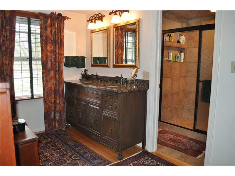 6640 Dean Road Indianapolis, IN 46220 - Photo 13 of 24 Gallery Image 13