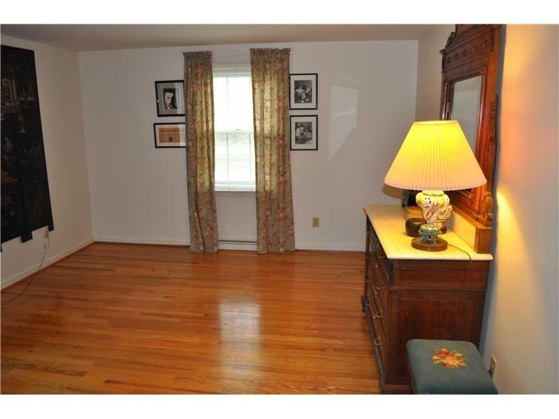 6640 Dean Road Indianapolis, IN 46220 - Photo 15 of 24 Gallery Image 15