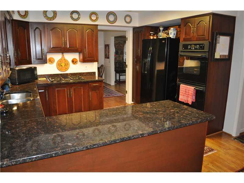 6640 Dean Road Indianapolis, IN 46220 - Photo 9 of 24 Gallery Image 9