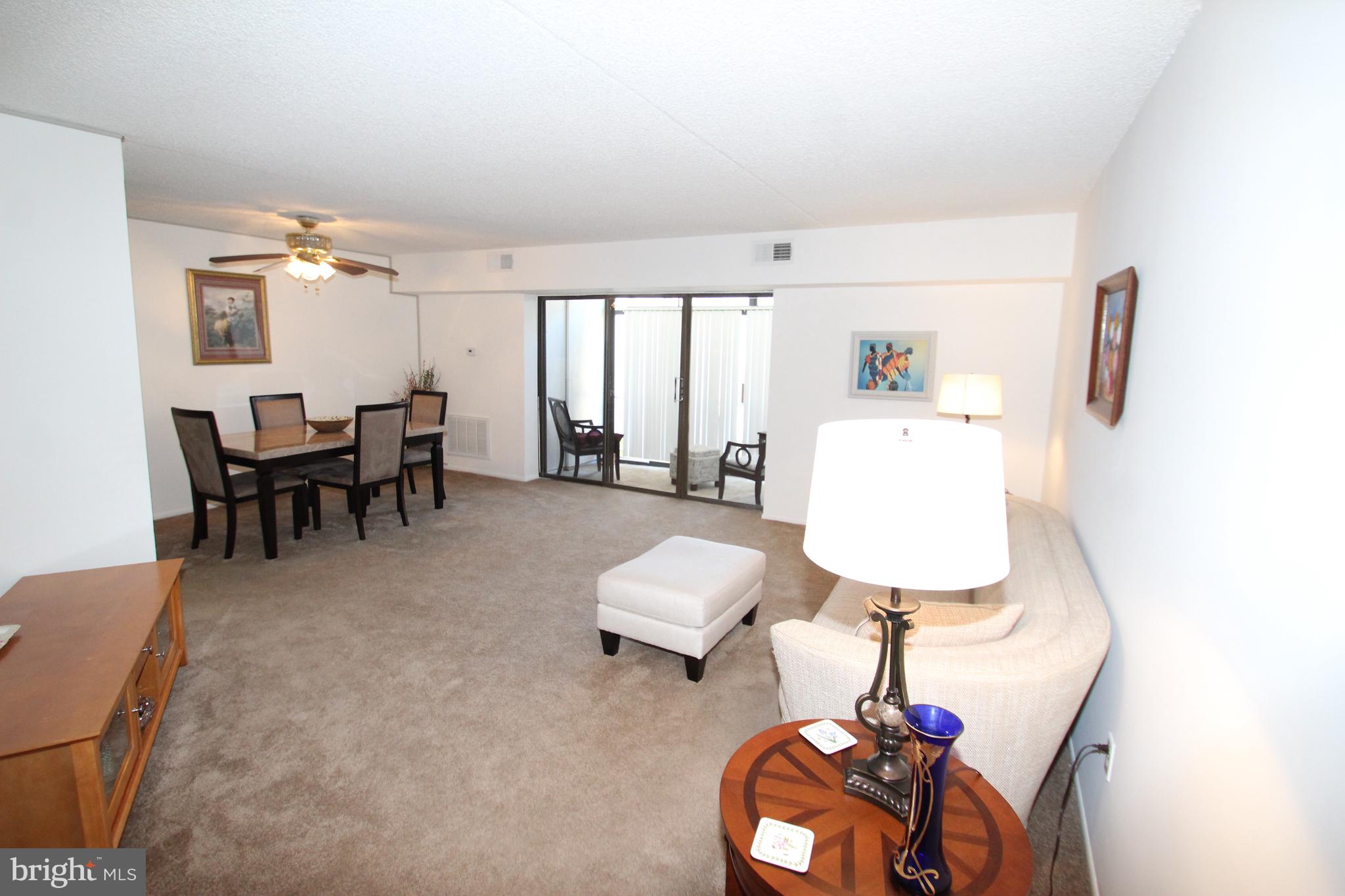 72 Welsh Tract Road, Unit 103 Newark, DE 19713 - Photo 2 of 14 Living Room/Dining Room Combo