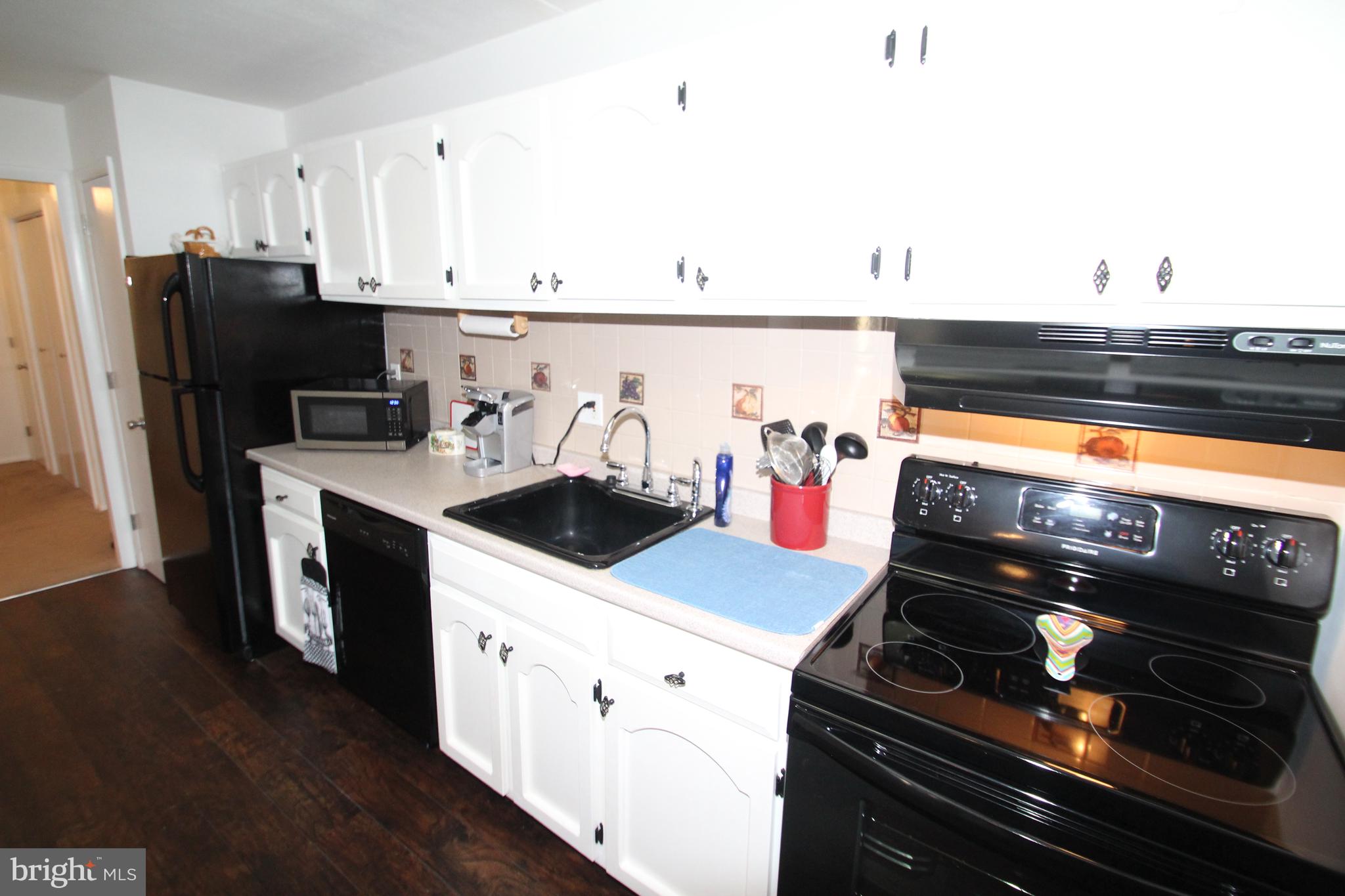 72 Welsh Tract Road, Unit 103 Newark, DE 19713 - Photo 5 of 14 Kitchen