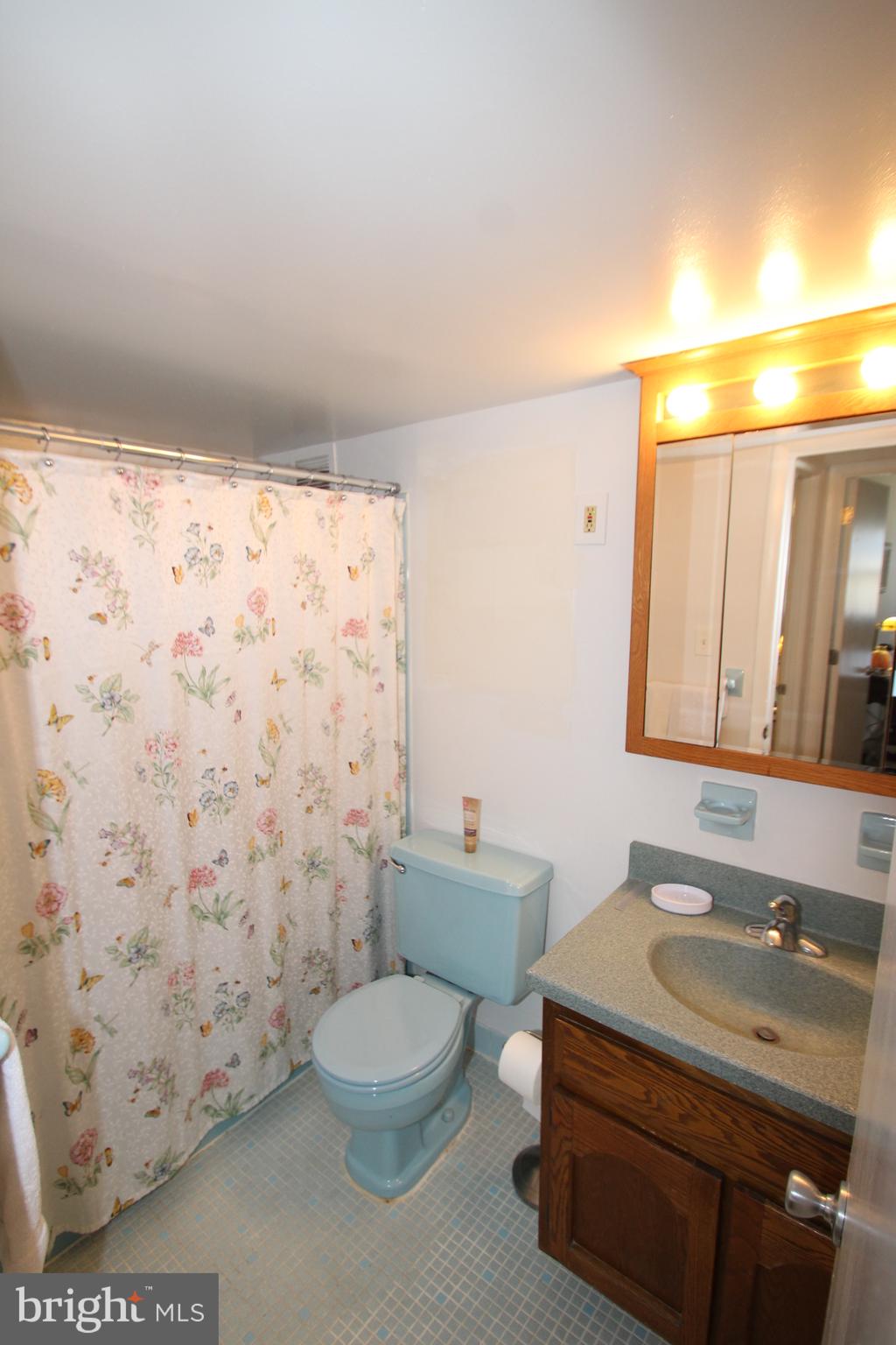 72 Welsh Tract Road, Unit 103 Newark, DE 19713 - Photo 10 of 14 Full Bath