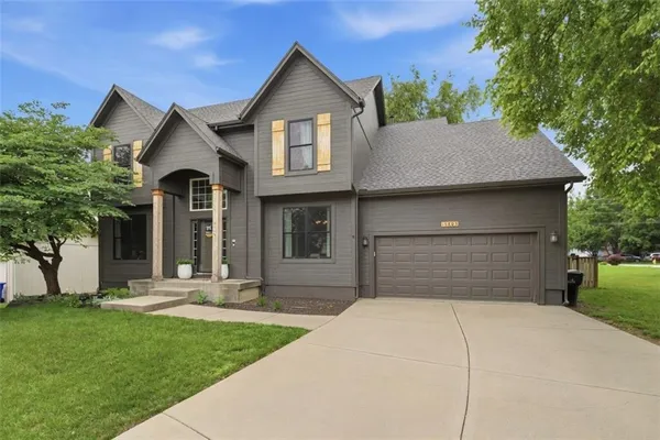 $525,000 | 15883 West 154th Terrace, Olathe, KS 66062