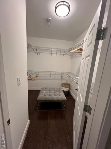 $389,900 | 1048 Martha Lane, St. Louis, MO 63119