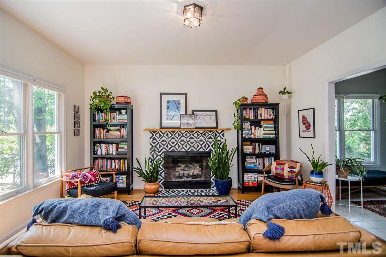 1628 Lethbridge Court Raleigh, NC 27606 - Photo 2 of 30 Gallery Image 2