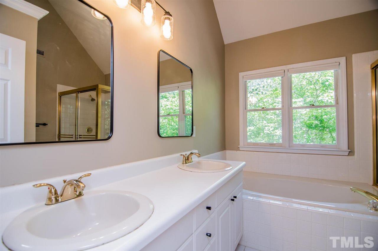 1628 Lethbridge Court Raleigh, NC 27606 - Photo 20 of 30 Gallery Image 20