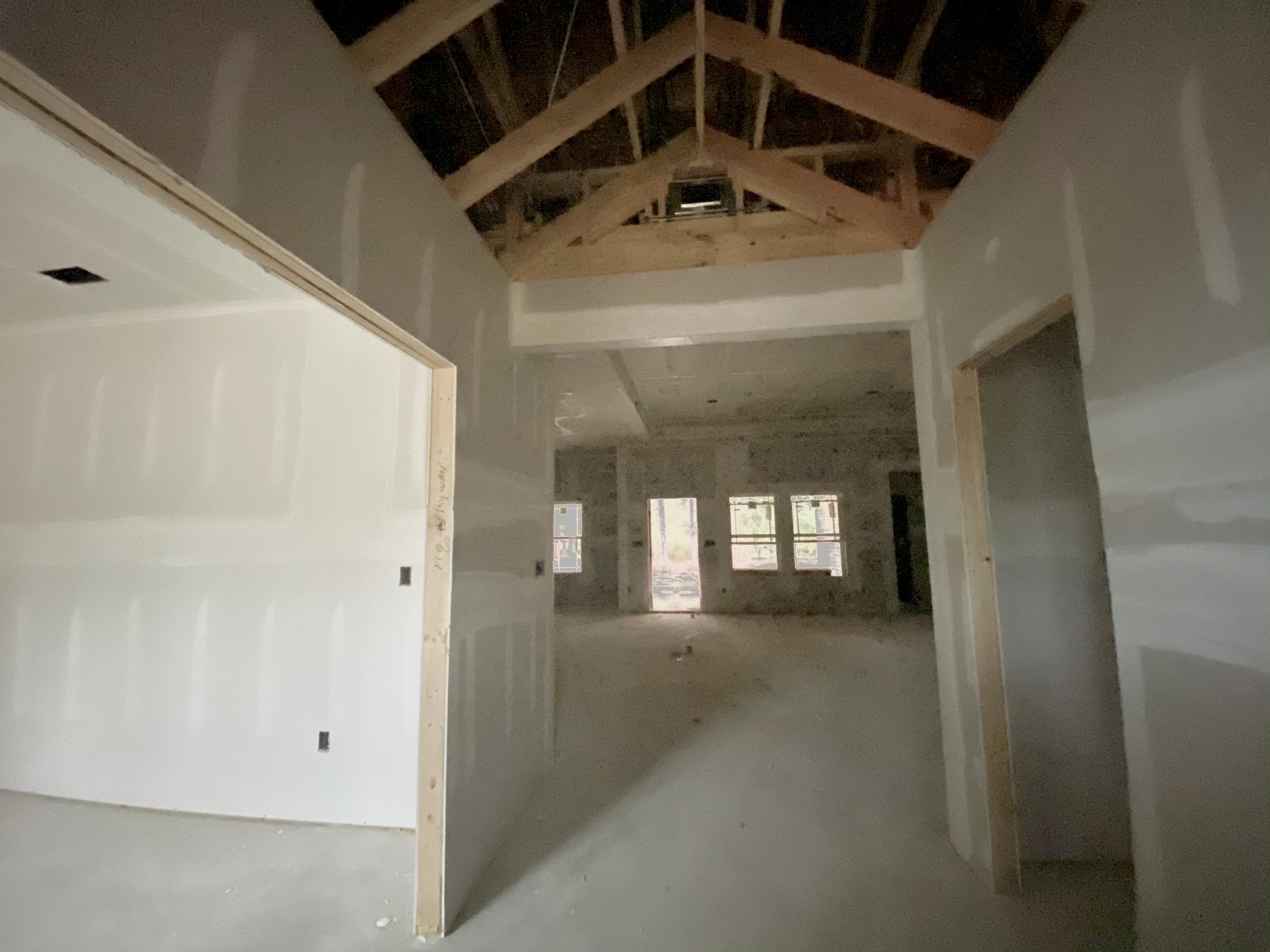 6080 Carina Road Crestview, FL 32539 - Photo 10 of 14 a view of a hallway with entryway