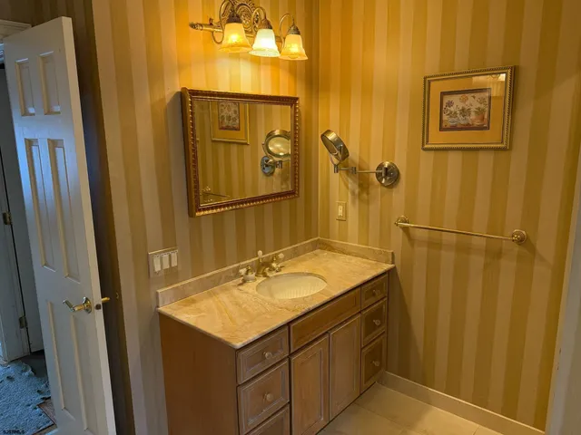 $2,399,000 | 225 Old River Road, Mays Landing, NJ 08330