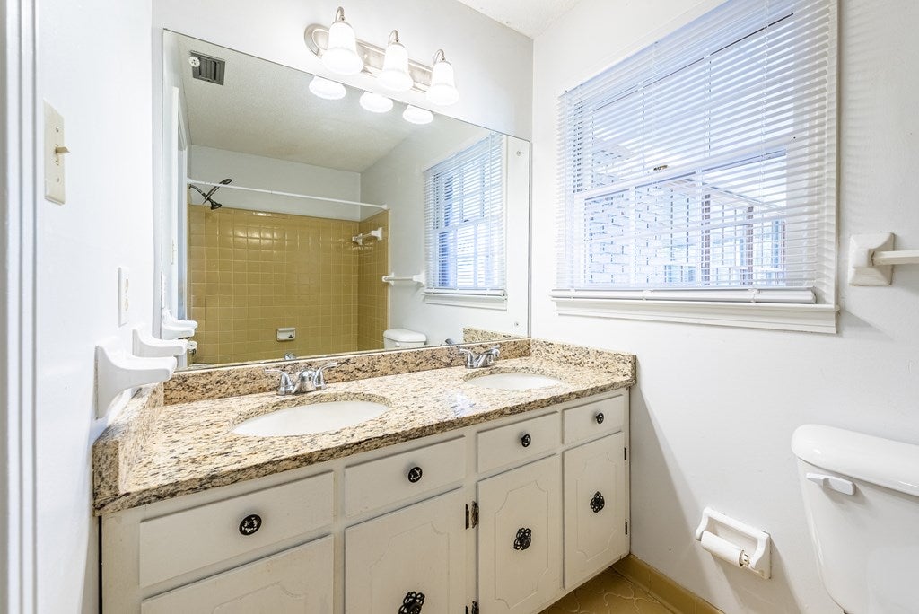 911 Habersham Road Valdosta, GA 31602 - Photo 42 of 56 Gallery Image 42