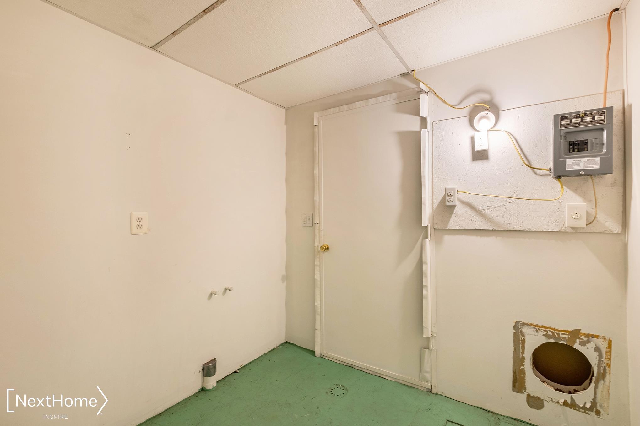 8407 Birch Run Road Millington, MI 48746 - Photo 28 of 34 50117224-27.JPG
