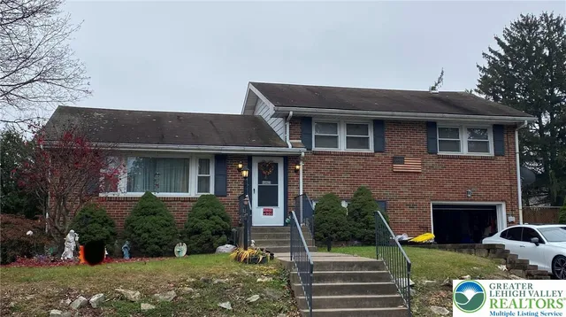 $300,000 | 3042 Middletown Road, Bethlehem, PA 18020