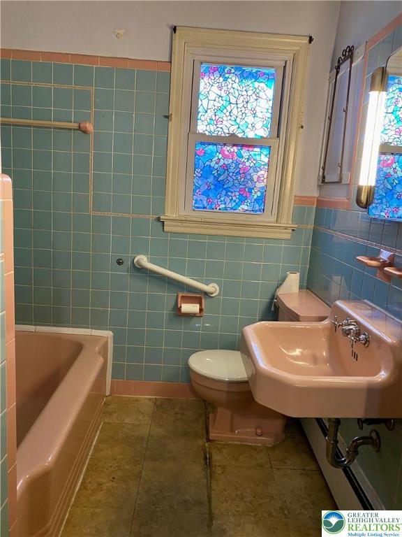 3042 Middletown Road Bethlehem, PA 18020 - Photo 9 of 17